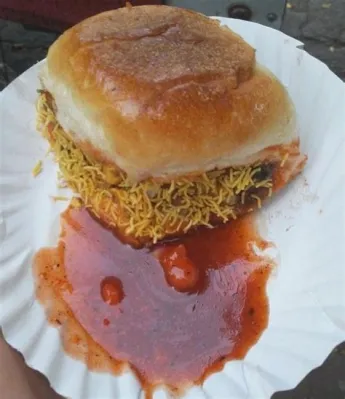  Dabeli, a Spicy Delight that Melts in Your Mouth and Explodes with Flavor!