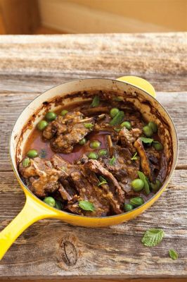  Spicy Braised Lamb Chops: A Symphony of Aromatic Spices and Tender Meat?